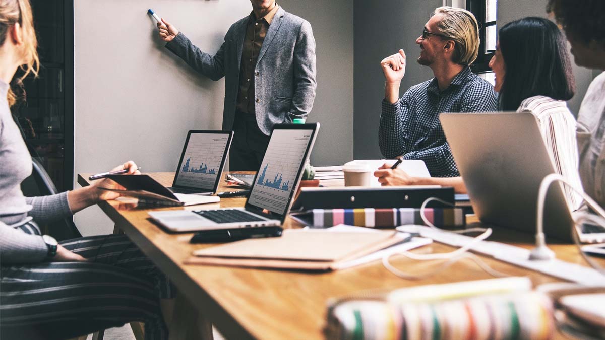 Pros & Cons of EPAY Systems: Analysis of a Web-Based HR Software -  Financesonline.com