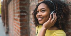 25 Notable SoundCloud Statistics: 2024 Revenue & User Data